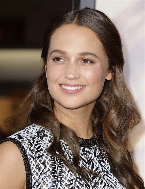 alicia vikander pictures